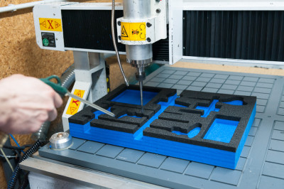 Schaumstoffeinlage_fraesen_400x400 Schaumstoffeinlage_fraesen_400x400